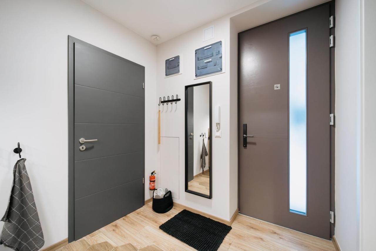 Monkey Suite Budapest Exteriör bild