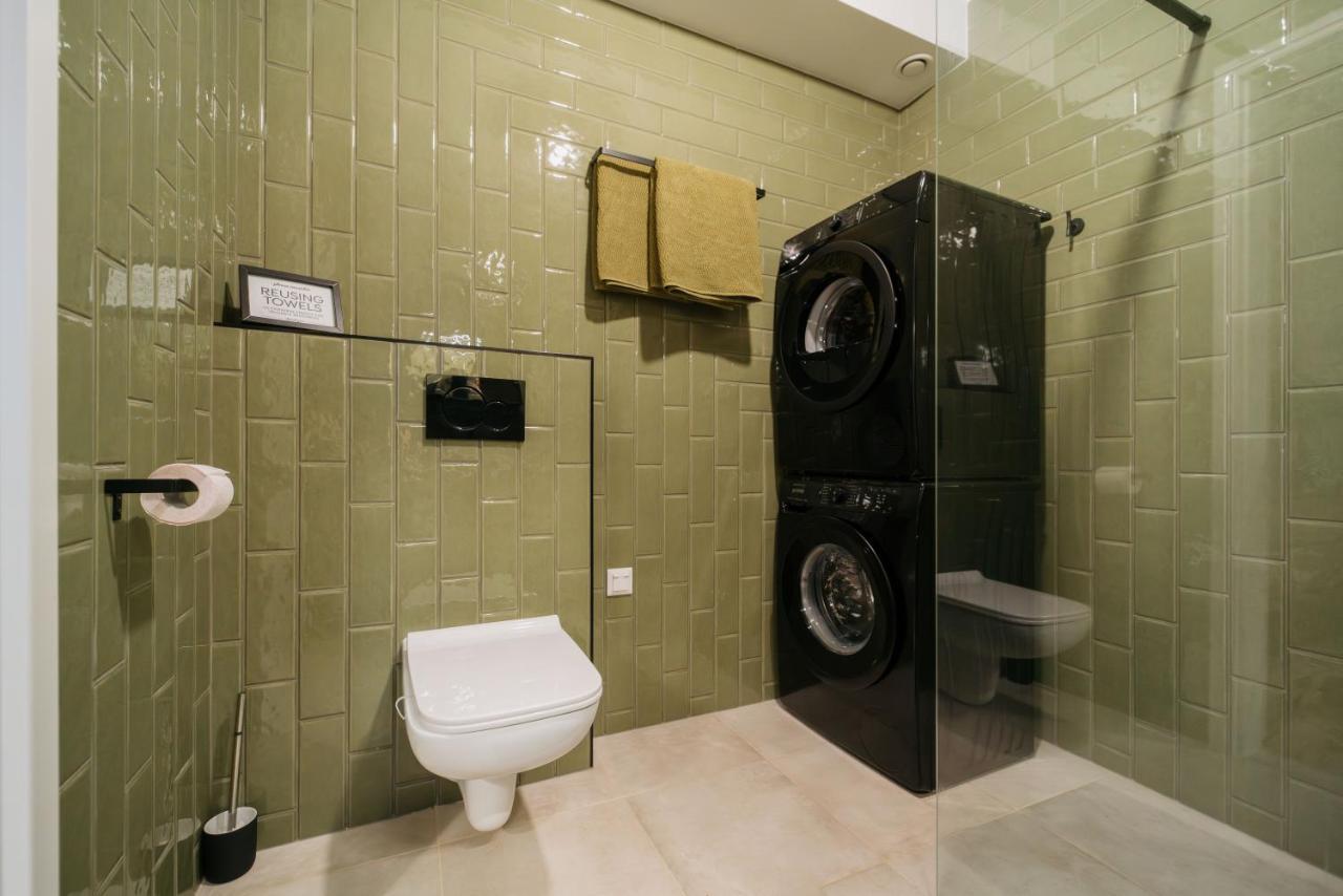 Monkey Suite Budapest Exteriör bild